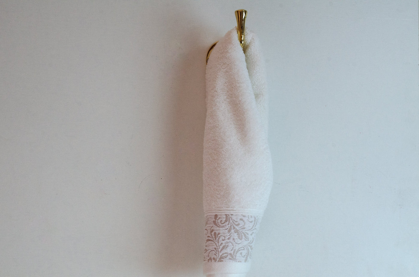 Towel Holder Unlacquered Brass